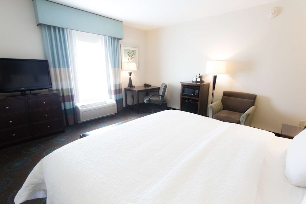 Hampton Inn & Suites Middlebury 3