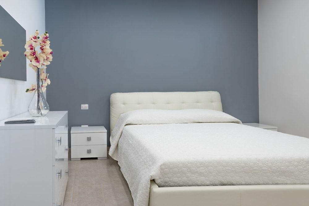 Golden Residence 3