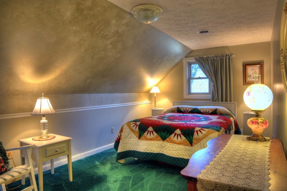 Los Gatos Bed & Breakfast 3