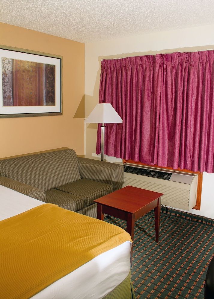 Budget Inn and Suites 2