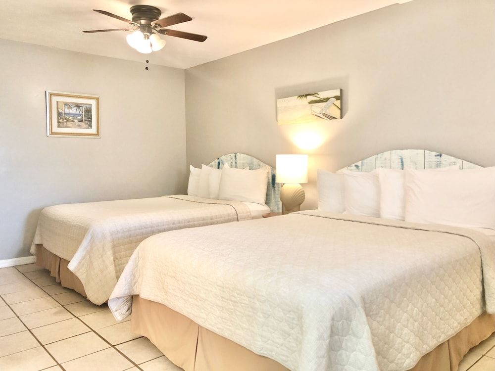 Davis House Inn 3
