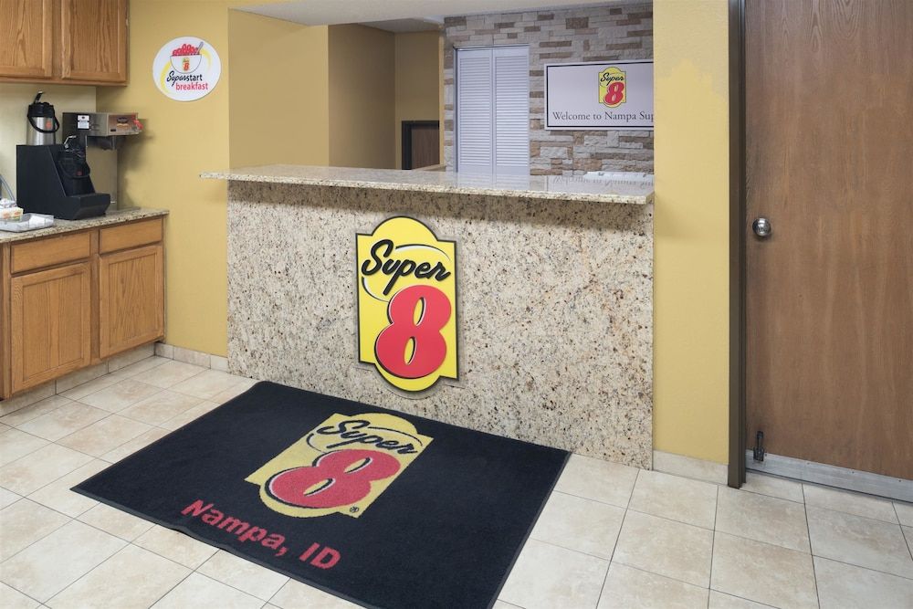 Super 8 by Wyndham Nampa 3