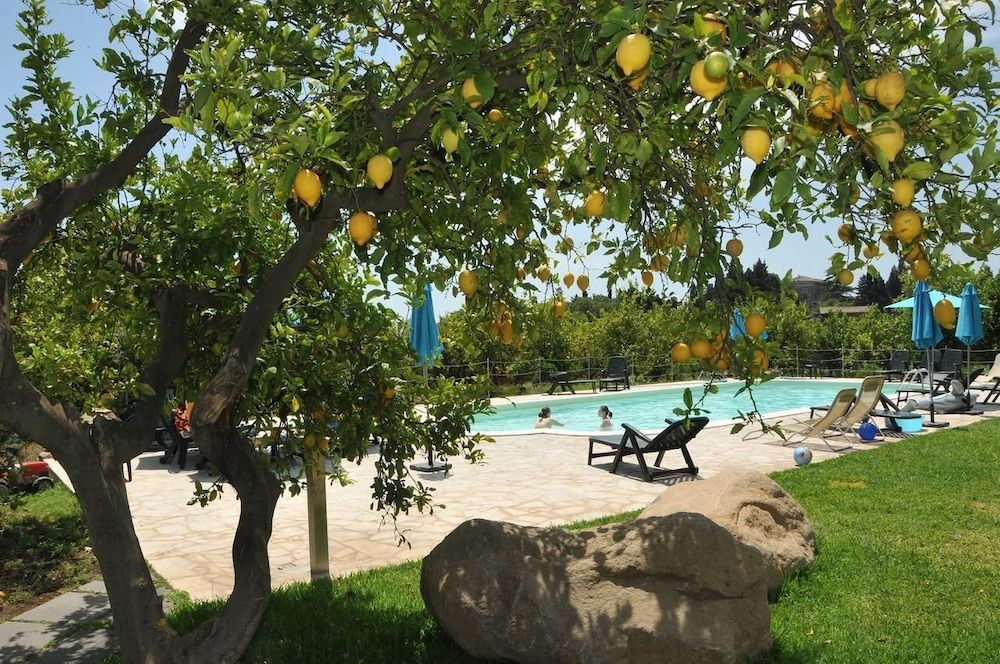 Agriturismo San Leonardello -1 estrellas en San Leonardello