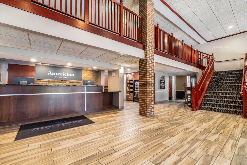 AmericInn by Wyndham Mounds View Minneapolis 3