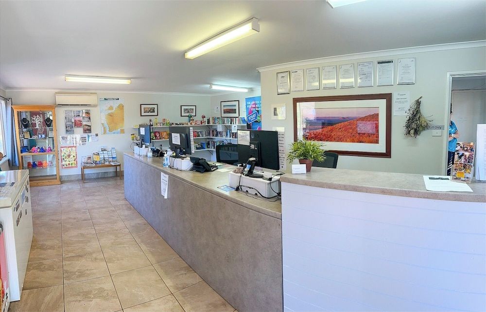 Tom Price Tourist Park 2