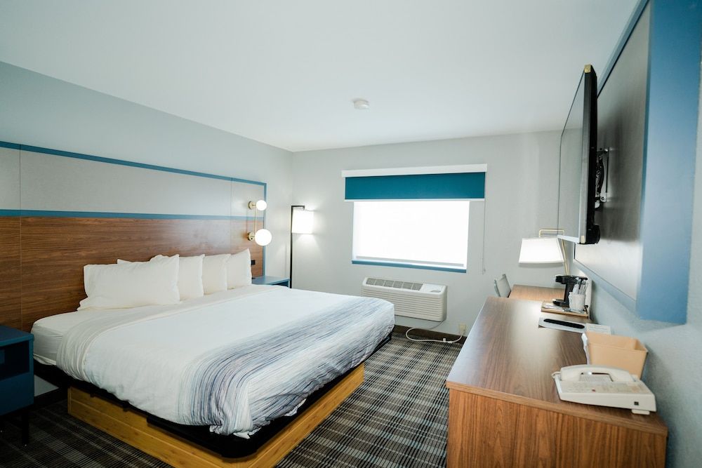 AmericInn by Wyndham Tomahawk 3