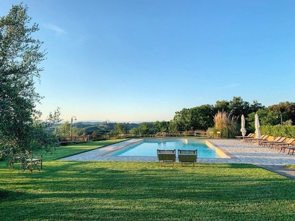 Agriturismo L'Antica Fornace -1 estrelas em Peccioli
