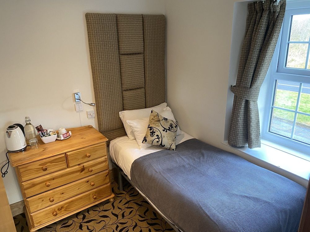 The Blue Bell Inn 2