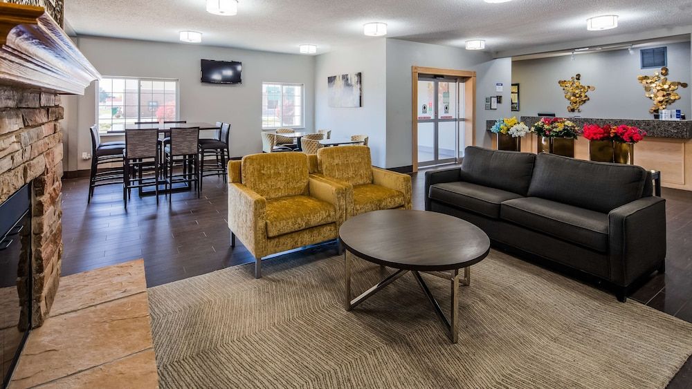 Best Western Macomb Inn 2
