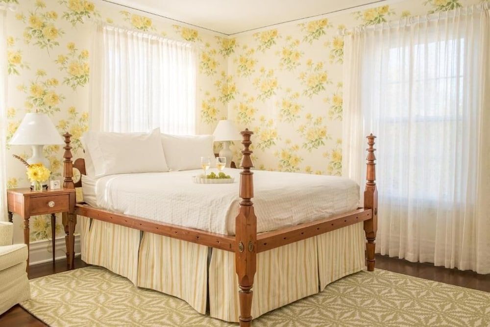 Margin Street Inn 2