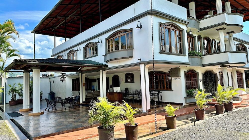 Hostal Posada Real -1 estrellas en Puyo