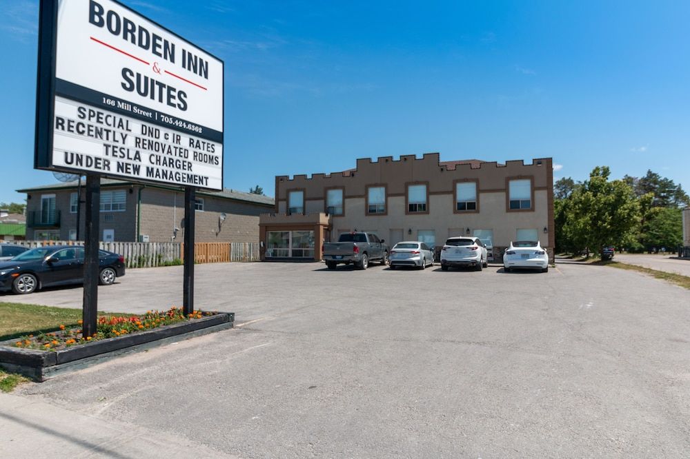 Borden Inn & Suites 2 estrellas en Angus
