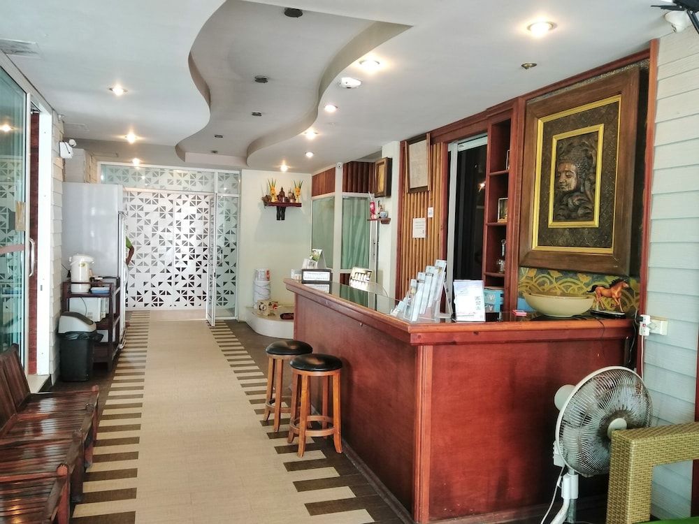 Pimpimarn Beach Hotel 3