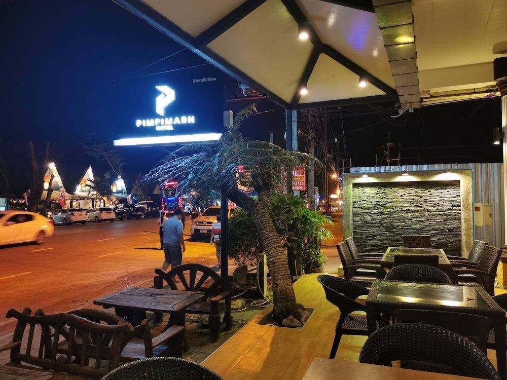 Pimpimarn Beach Hotel 3 estrellas en Mae Pim