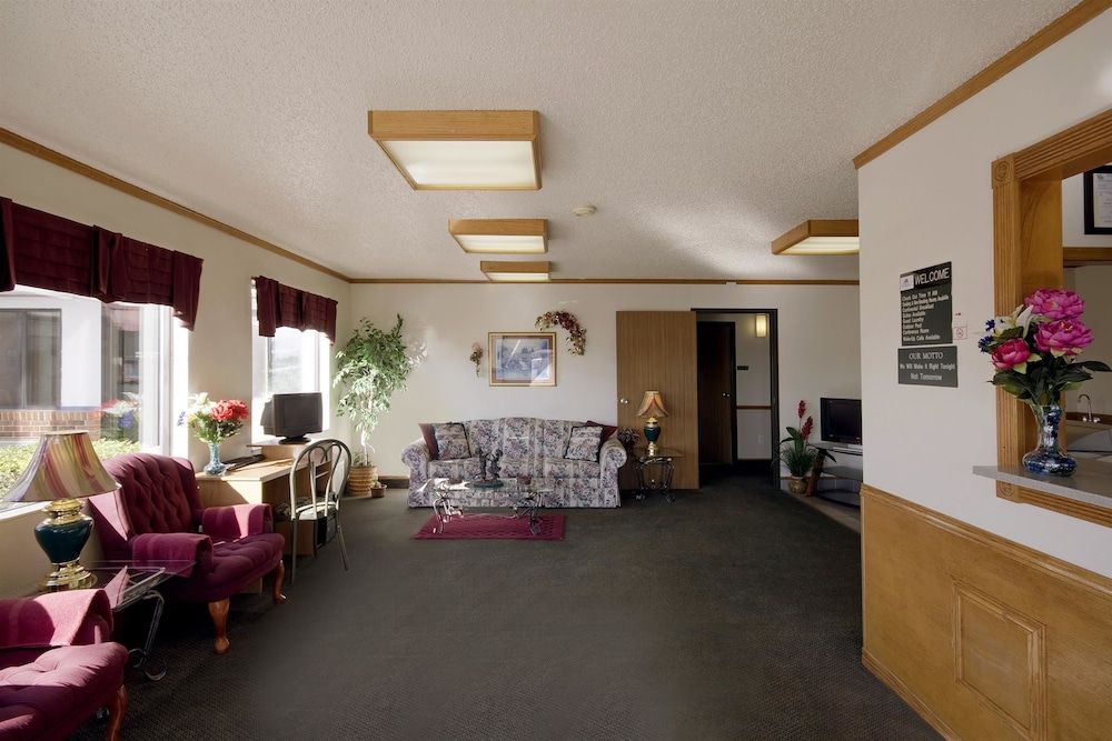 Americas Best Value Inn & Suites Nevada 2