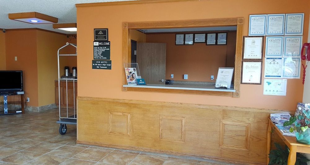Americas Best Value Inn & Suites Nevada 3
