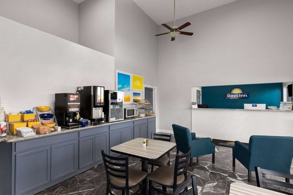 Days Inn by Wyndham Carlisle 2