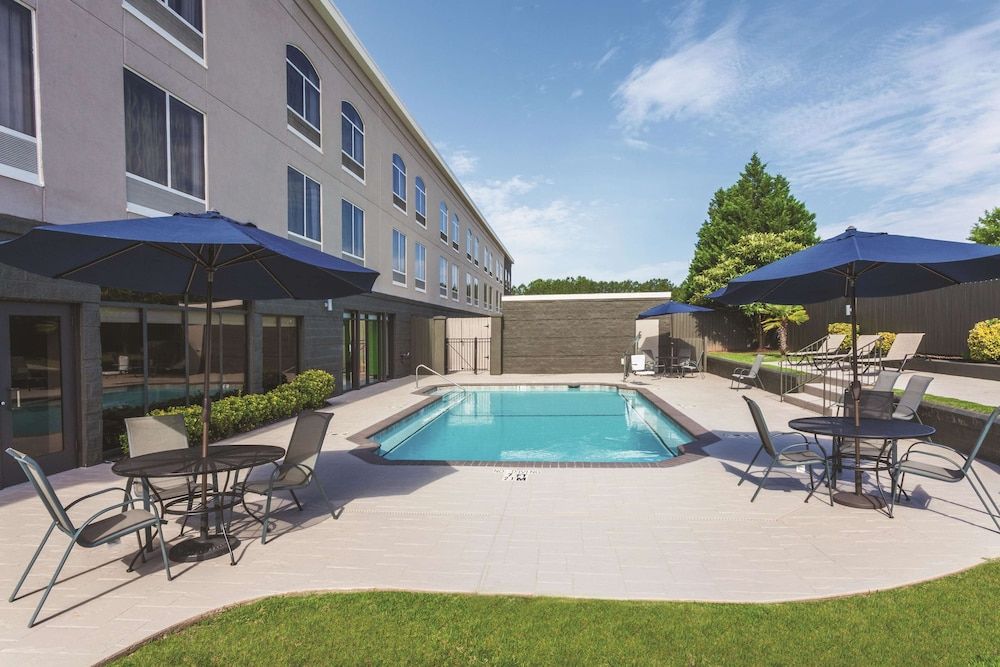 La Quinta Inn & Suites by Wyndham Columbus North 3 estrellas en Columbus