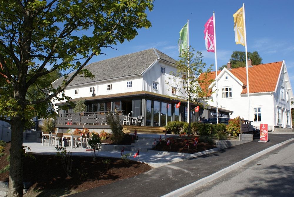 Fjordbris Hotell 3 estrellas en Østhusvik