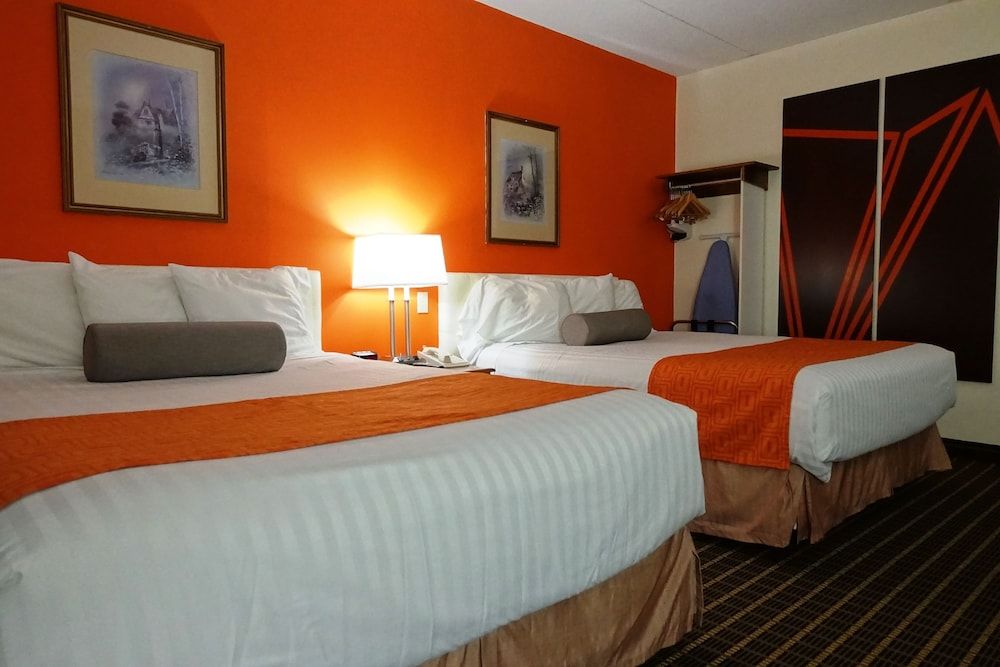 Howard Johnson by Wyndham Tillsonburg 2 estrellas en Tillsonburg