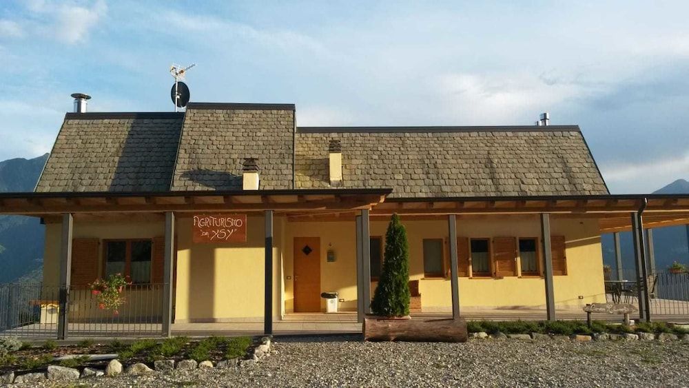 Agriturismo da Ysy -1 estrellas en Civo