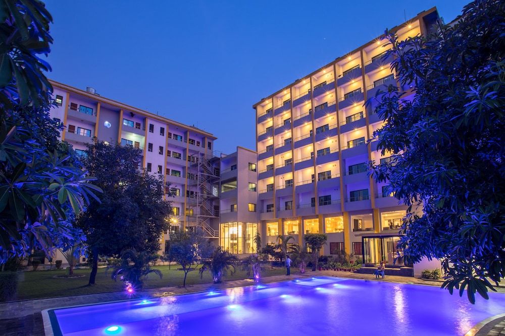 Siddhartha Hotel, Nepalgunj 4 estrellas en Nepālganj