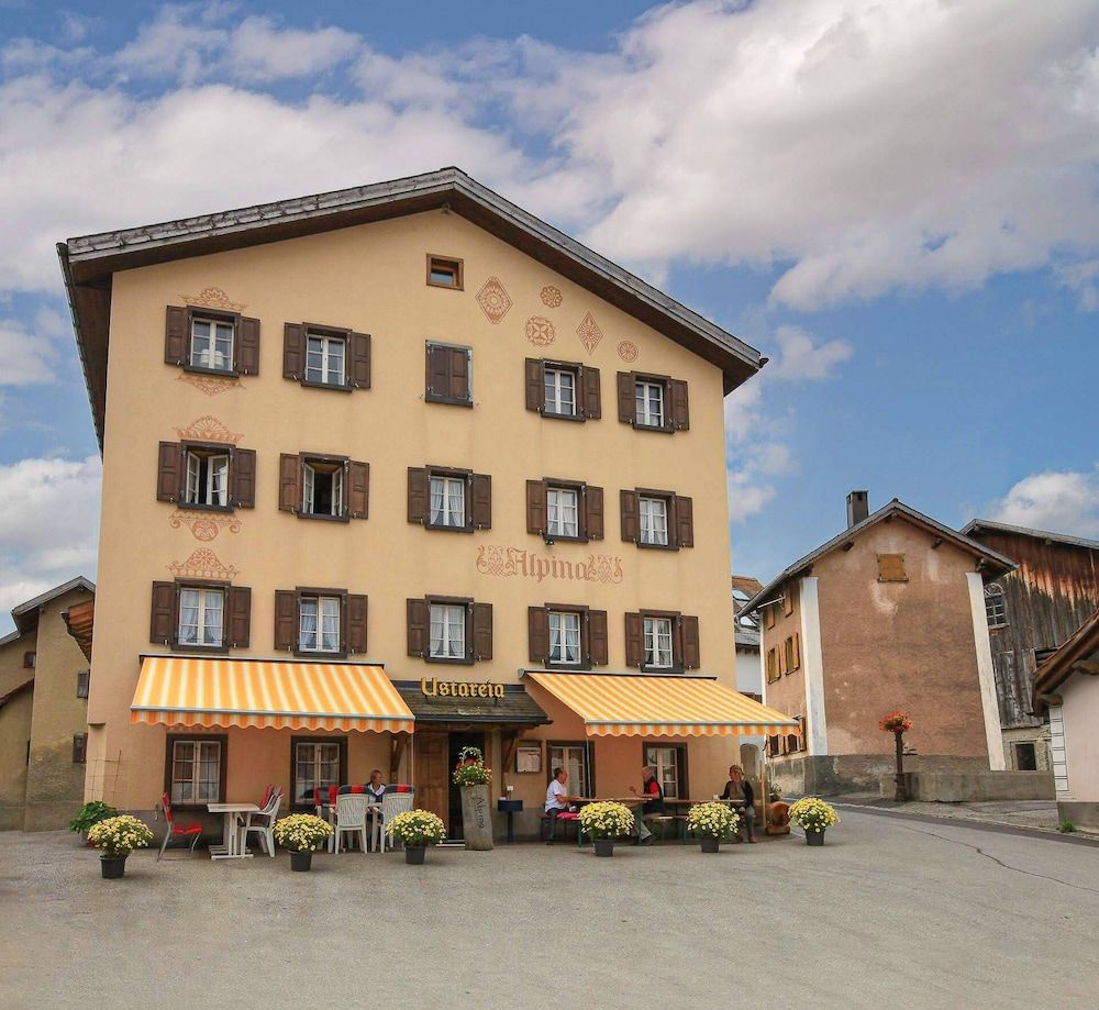 Gasthaus Alpina Salouf -1 estrellas en Savognin