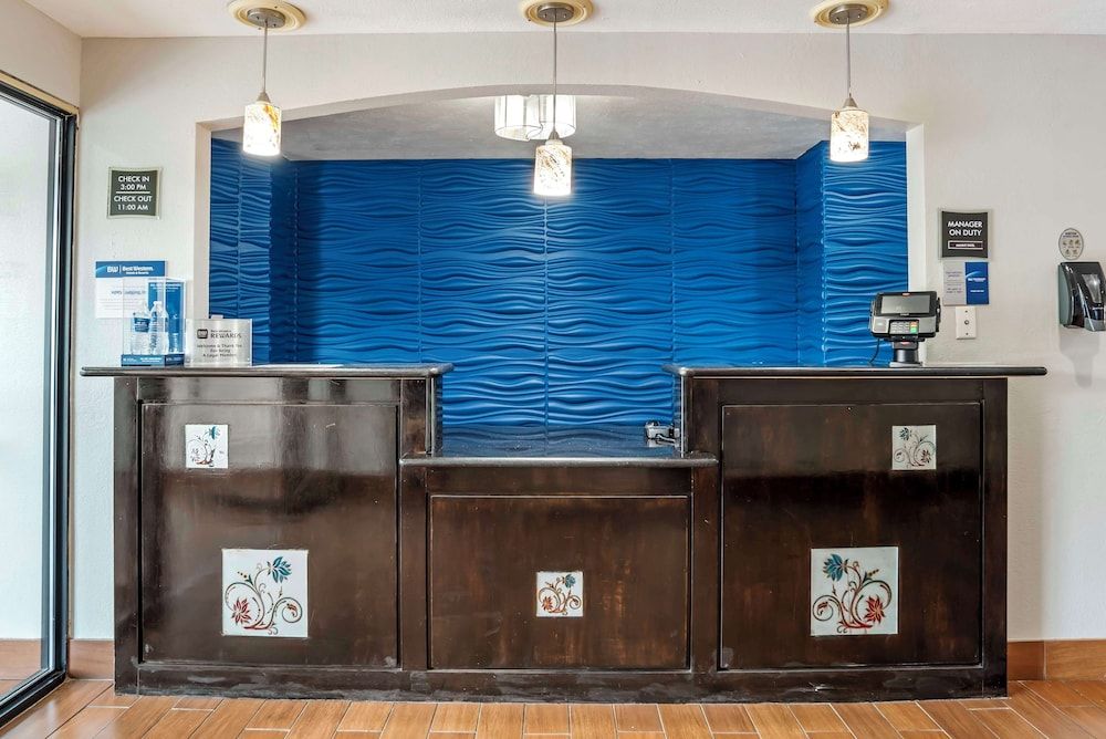 Best Western Canton Inn 3
