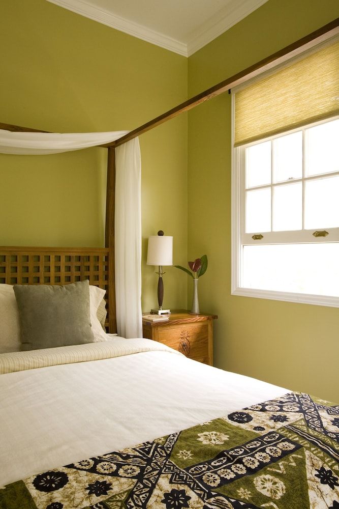 Ka'awaloa Plantation Bed & Breakfast 3