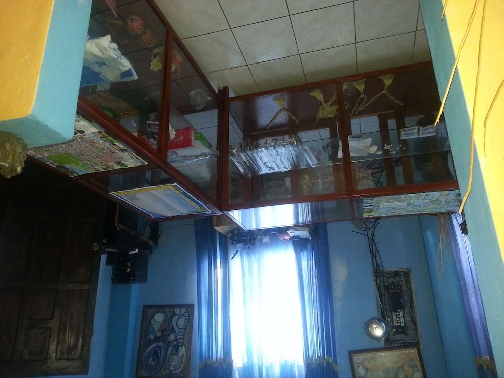 La Delphina B&B Bar and Grill Hotel 3