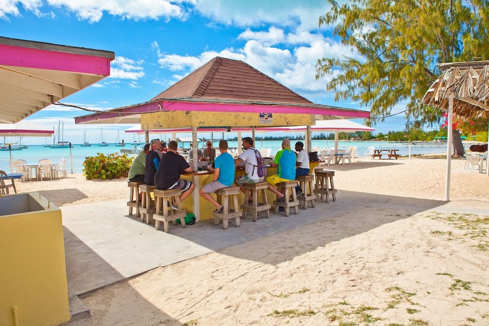 Anegada Reef Hotel 3 estrellas en The Settlement