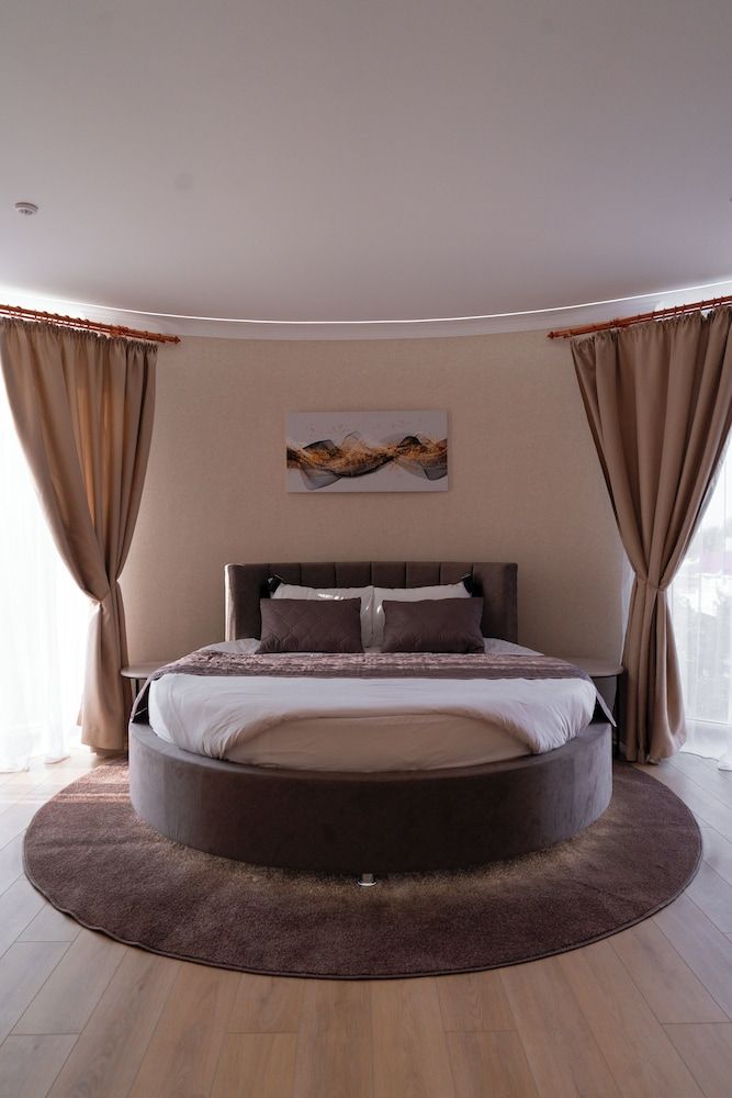 Hotel Palace Ukraine 3