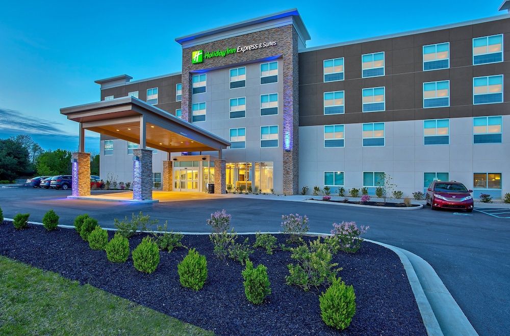 Holiday Inn Express & Suites Lexington W - Versailles by IHG 3 estrellas en Versailles