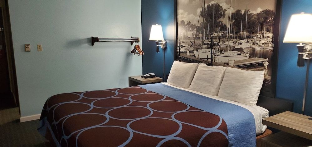 River Hill Inn & Suites 3