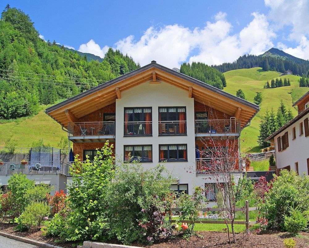 Alpina Appartements -1 estrellas en Schröcken