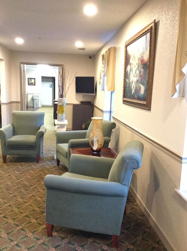 Americas Best Value Inn & Suites Maumelle North Little Rock 2