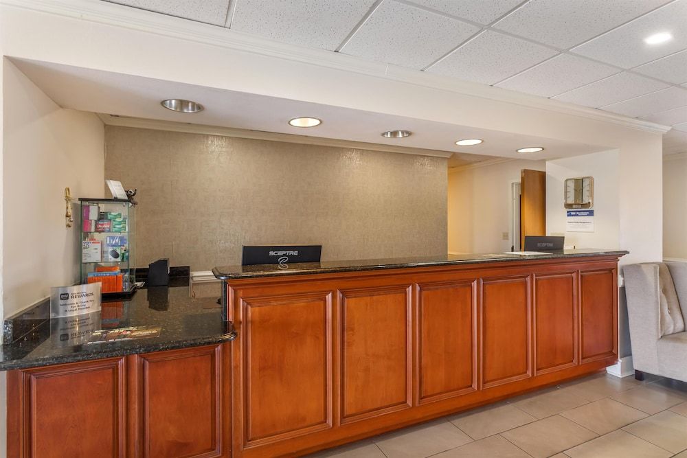 Best Western Plus Madison 3