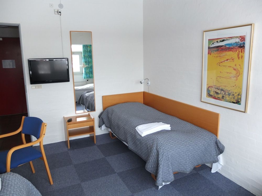 Motel Spar 10 3