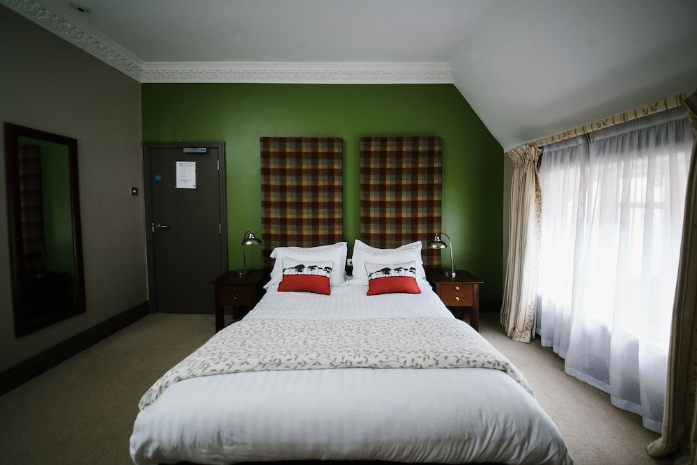 The Forest Hotel 2