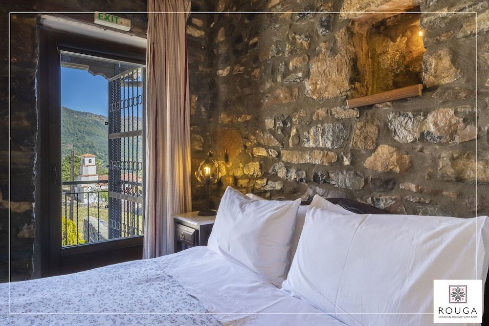 Rouga Mountain Boutique Suites & Spa 3