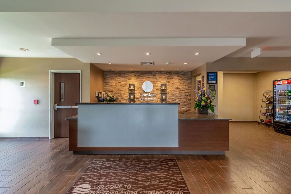 Comfort Inn & Suites – Harrisburg Airport – Hershey South 2