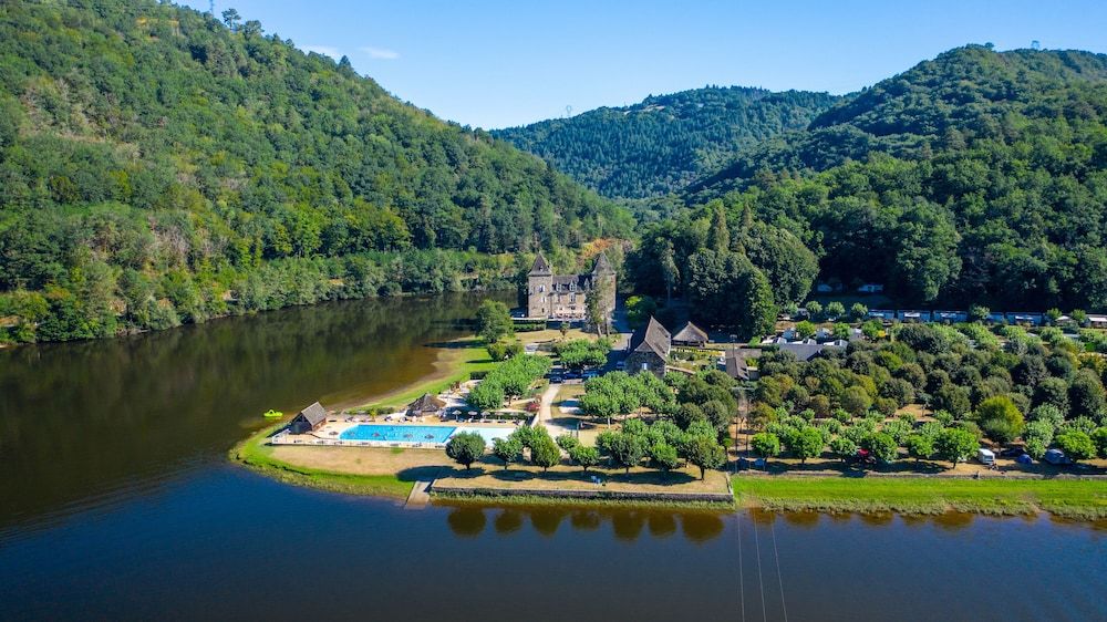 Camping le Gibanel -1 estrellas en Saint-Martial-Entraygues