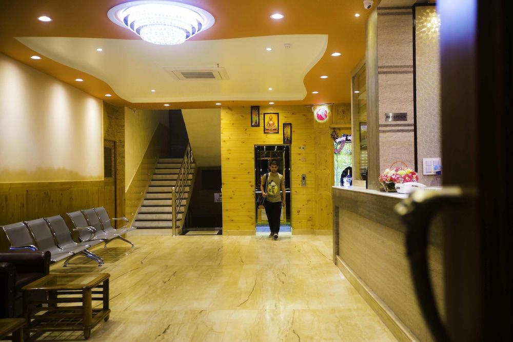 Hotel Kings Regency 3