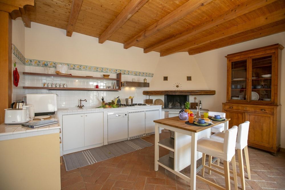 La Casa nel Borgo Lake View -1 estrellas en Nebbiuno