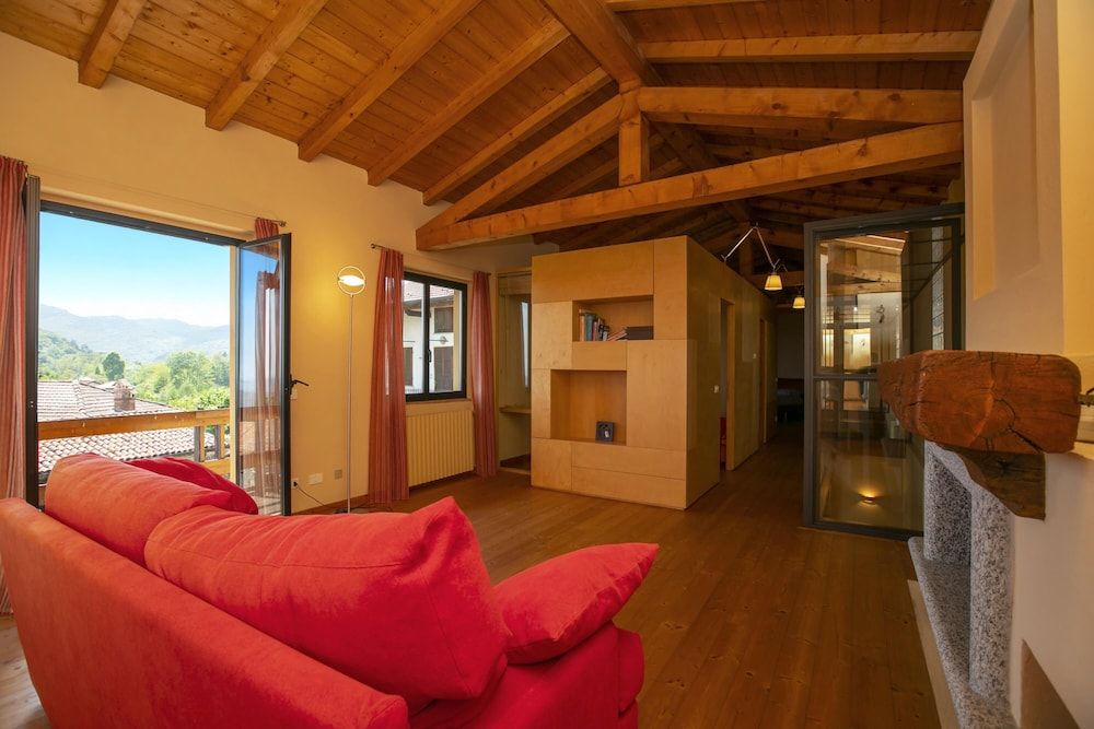 La Casa nel Borgo Lake View 2