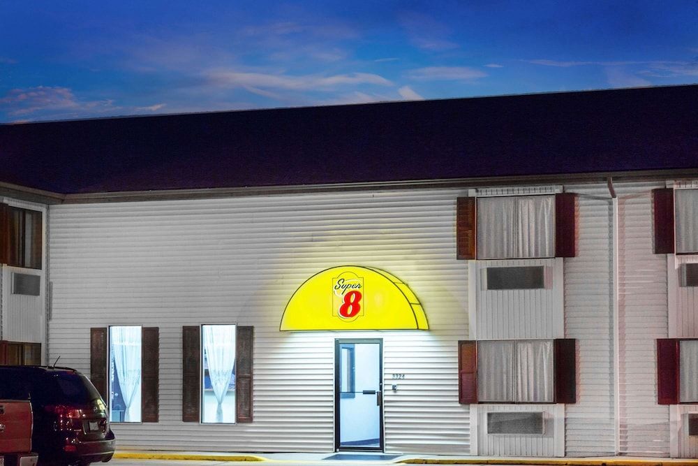 Super 8 by Wyndham Columbus 2 estrellas en Columbus