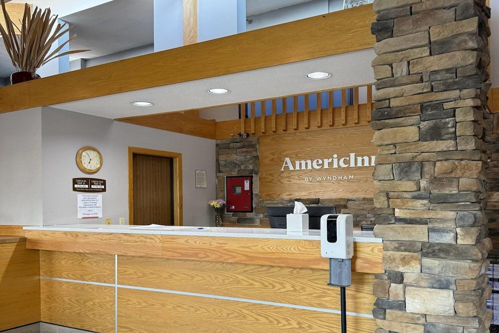 AmericInn by Wyndham Sioux Falls 3