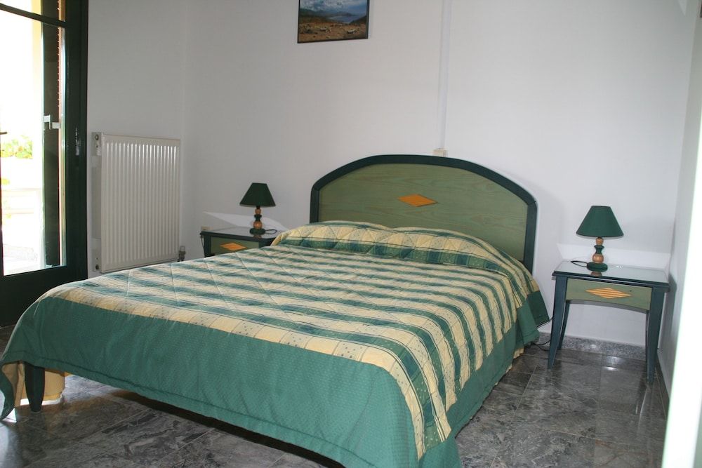 Stratos Villas 3