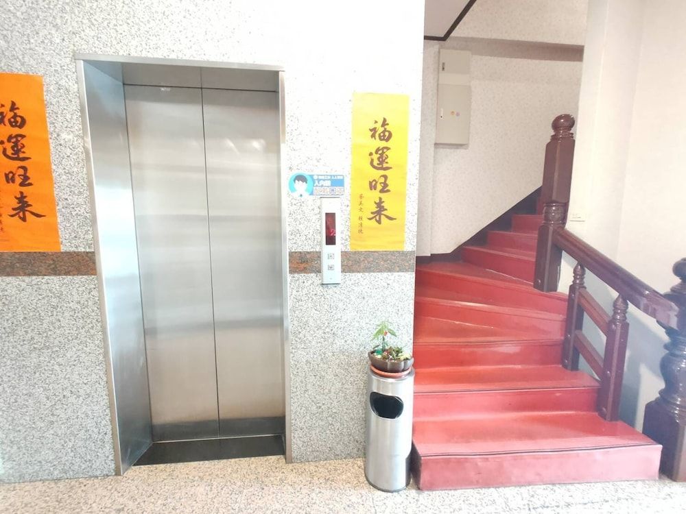 ROYAL BUSINESS HOTEL 2