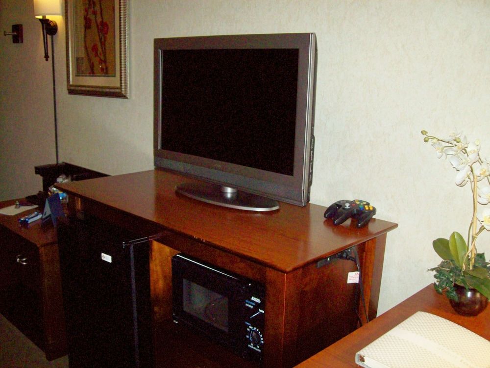 Hampton Inn Sidney 3